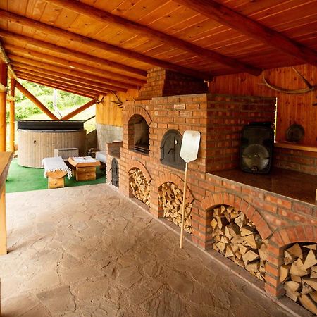 Casa Rumelia Paltineni Esterno foto